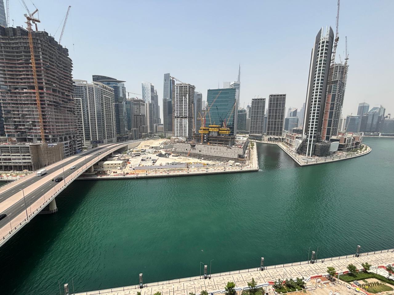 RoofSetGo Dubai-Aykon City Tower C