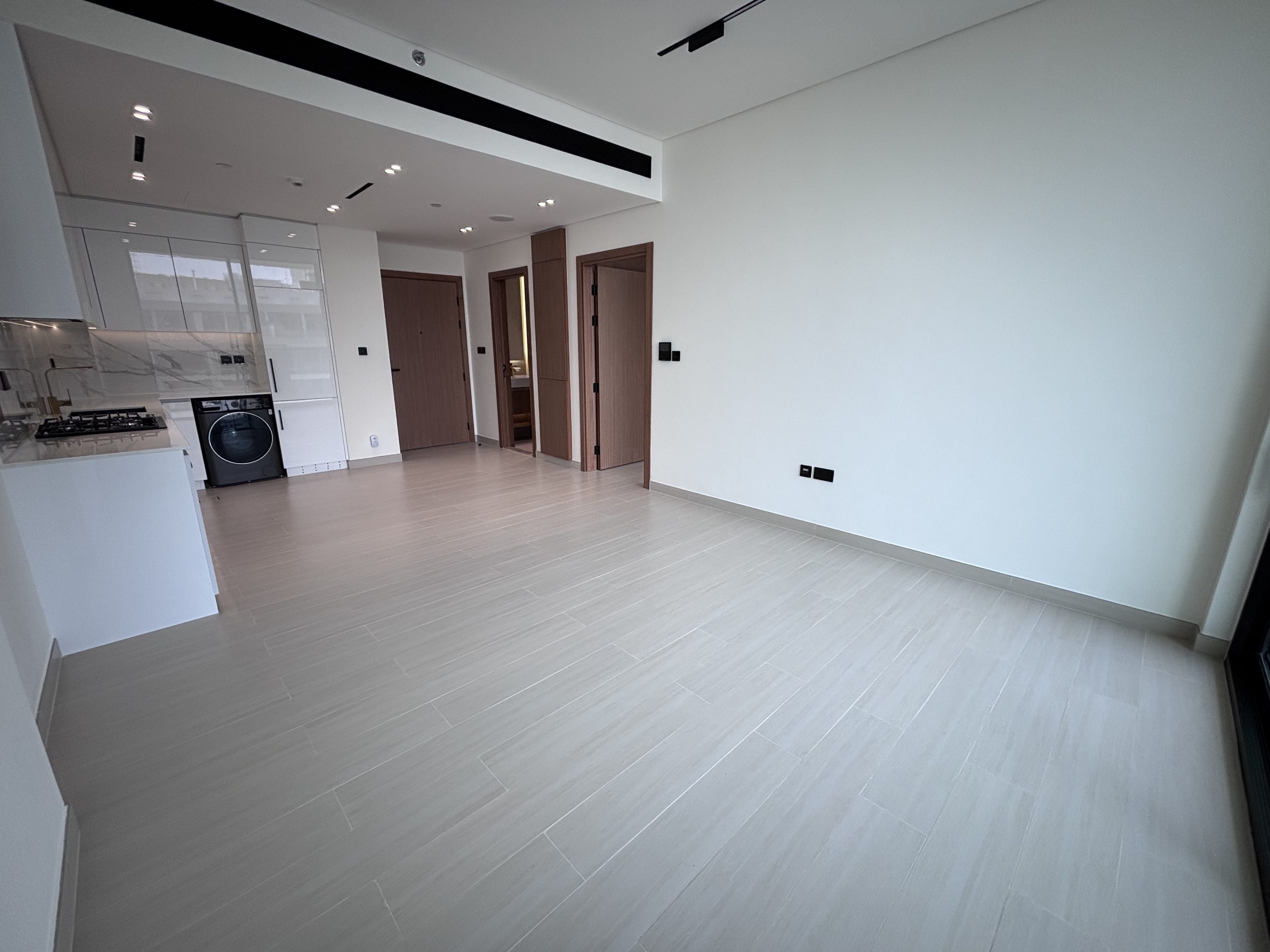 RoofSetGo Dubai - Binghatti Azure JVC10