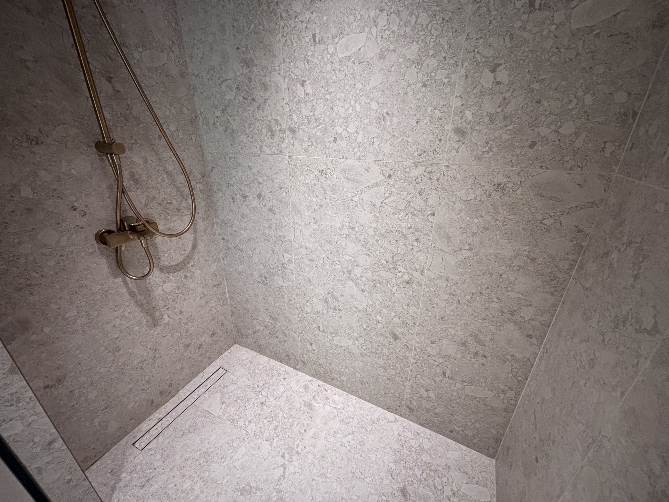 RoofSetGo Dubai - Binghatti Azure JVC26