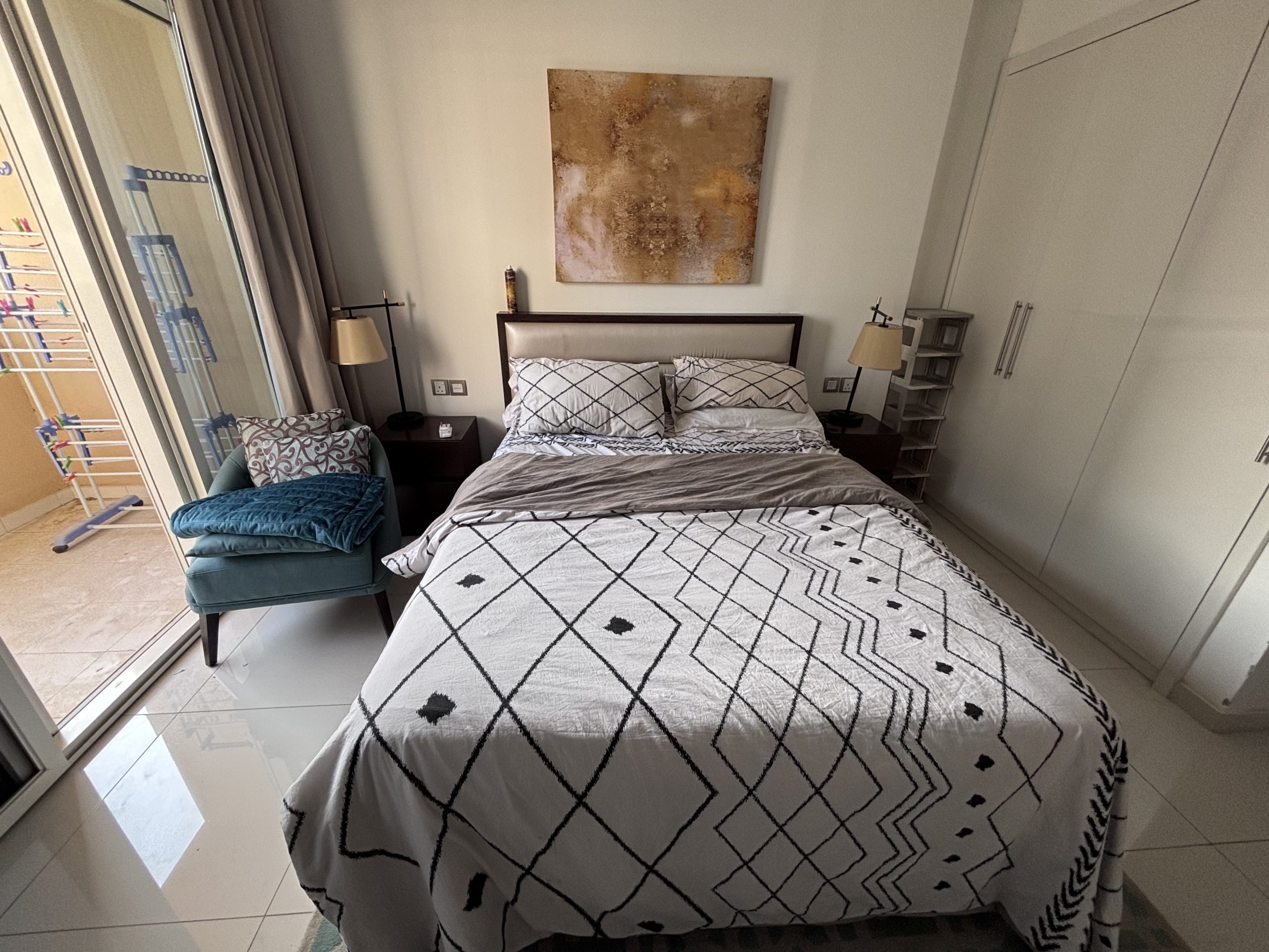 making it ideal for investors. The apartment is currently rented for AED 55