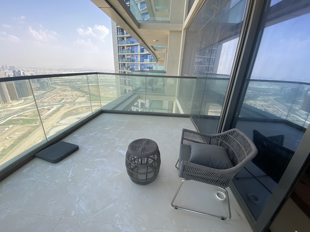 -Size: 803.96 sq. ft.