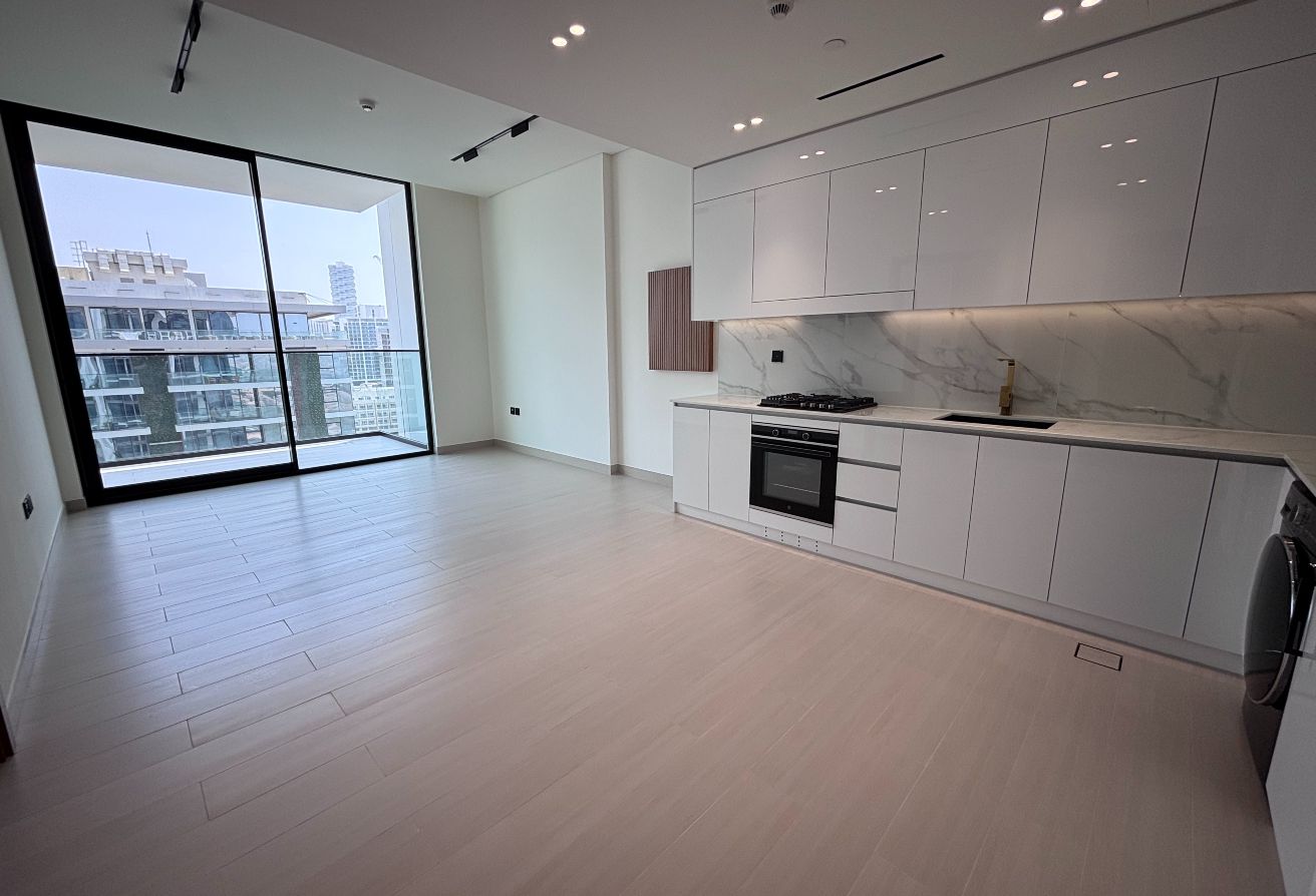 vacant 1-bedroom apartment in Binghatti Azure