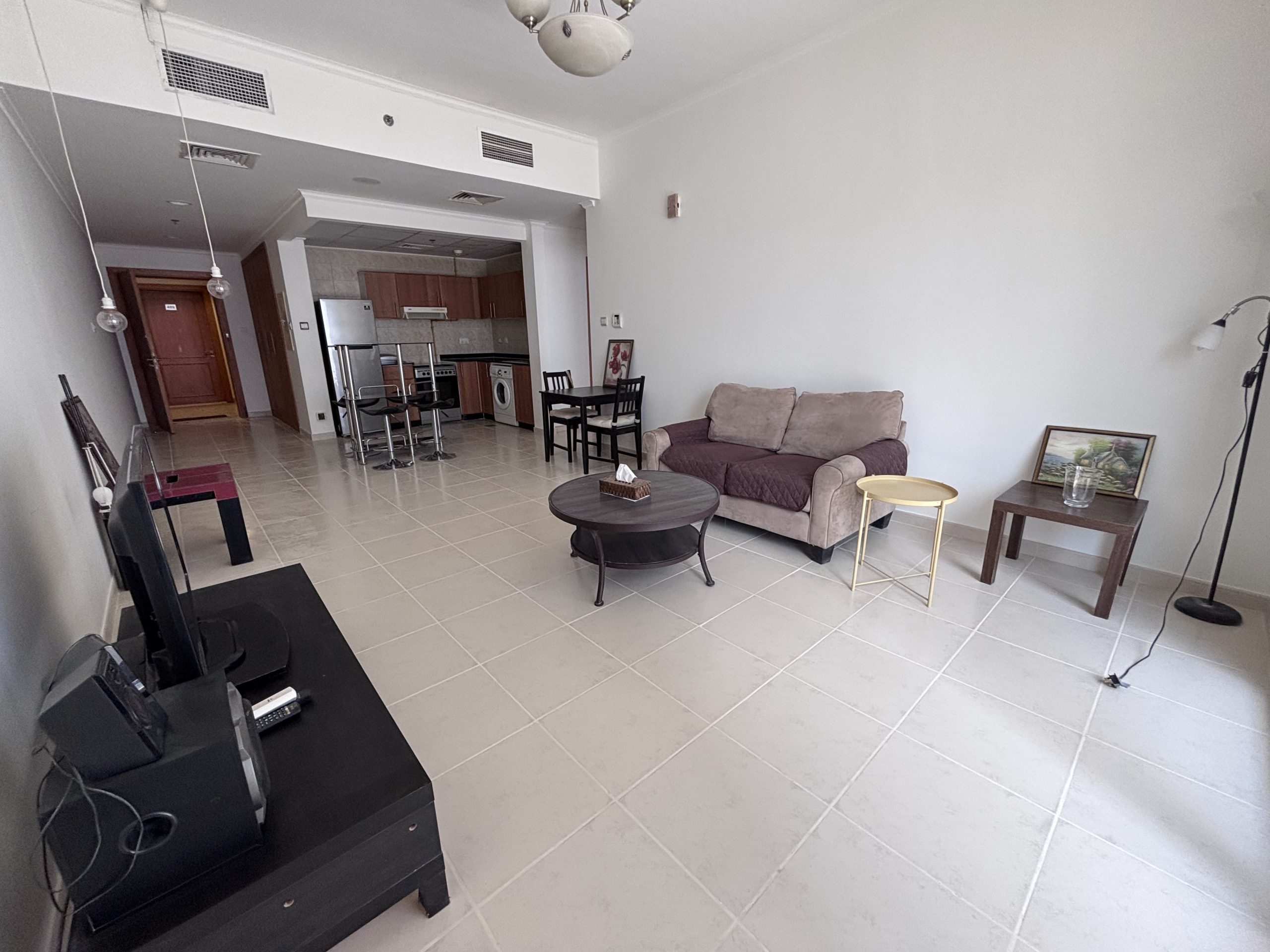 This spacious 1-bedroom apartment in Emirates Gardens 2